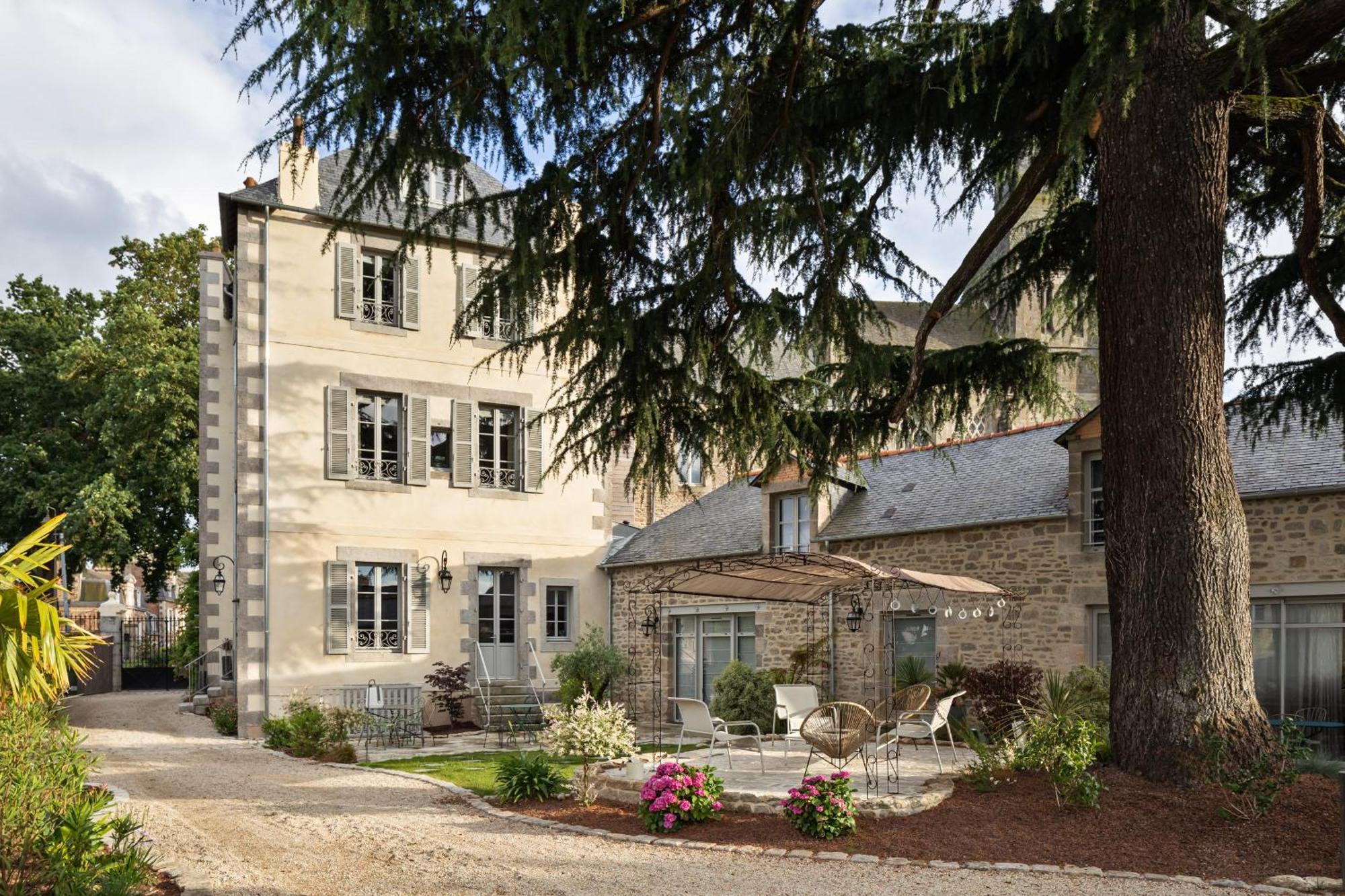 Clos Du Cedre - Chambres D'Hotes D'Exception, Luxury B&B A ดีน็อง ภายนอก รูปภาพ