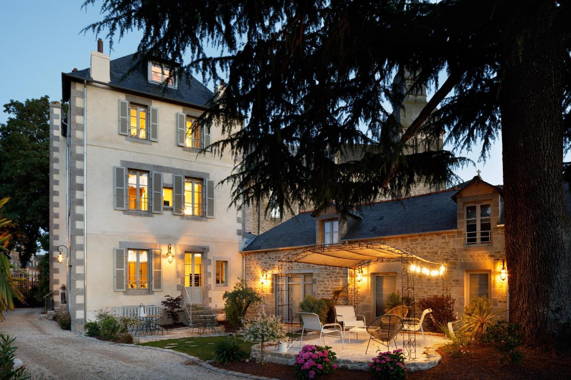 Clos Du Cedre - Chambres D'Hotes D'Exception, Luxury B&B A ดีน็อง ภายนอก รูปภาพ